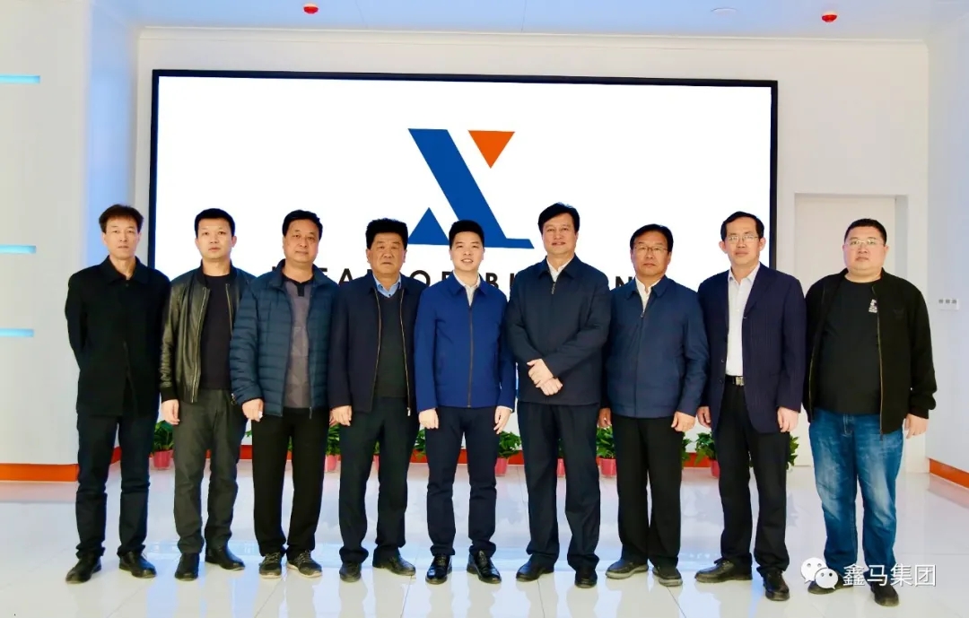 【鑫马要闻】运城市人社局局长李旸深入理想创业大厦调研就业创业工作(图3) 【鑫马要闻】运城市人社局局长李旸深入理想创业大厦调研就业创业工作(图3)